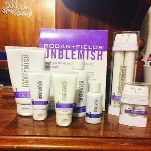 RODAN+FIELDS UNBLEMISH Kit
